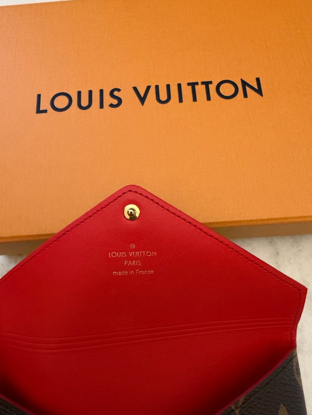 Louis Vuitton Medium Kirigami - Picture 5 of 9